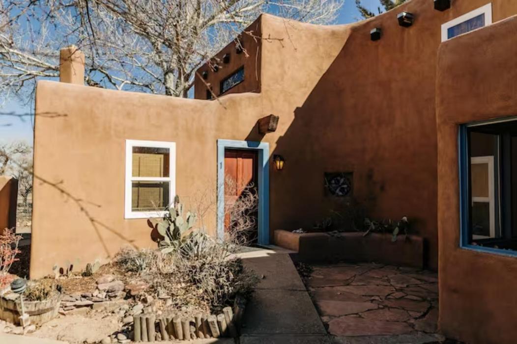 Group Getaway: Serene Adobe Retreat 4-11 Guests Albuquerque Exterior photo